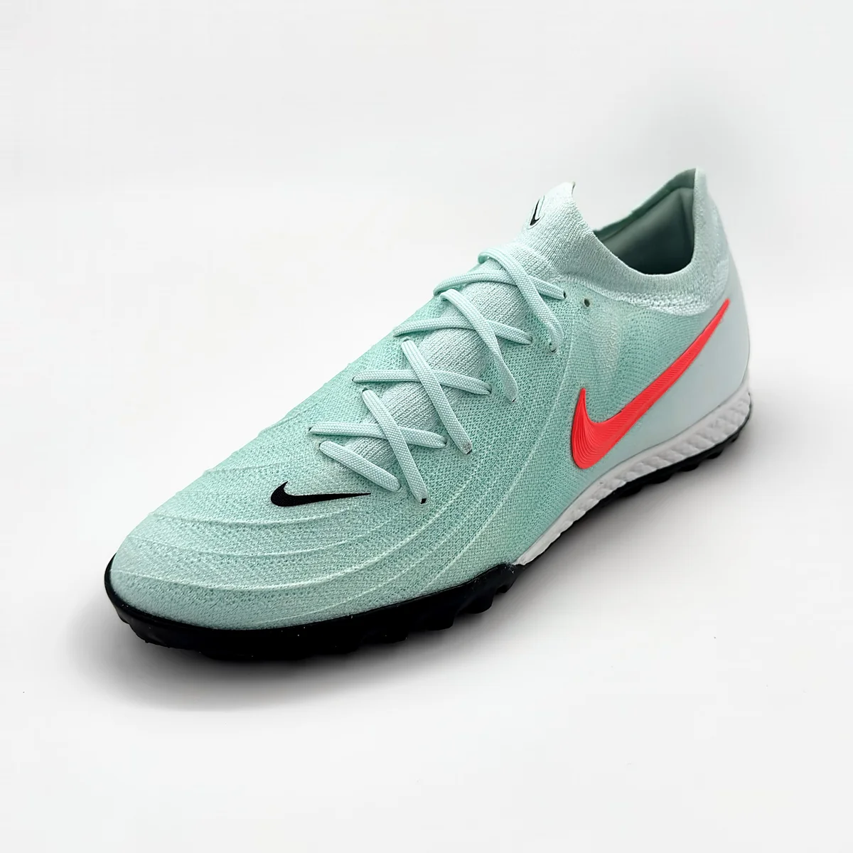 Botín Nike Phantom GX Fútbol 5 — foto 1 de 3